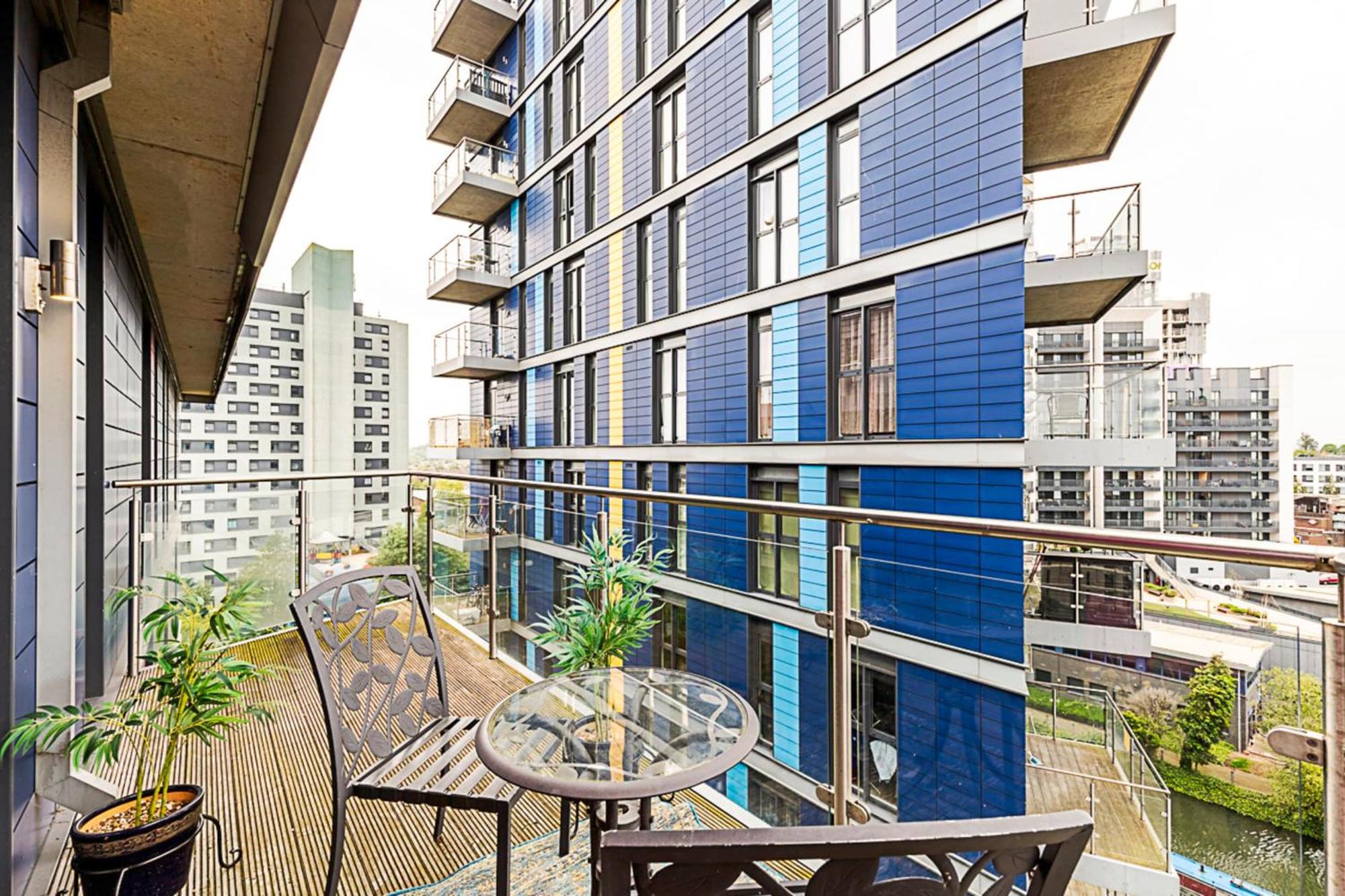 Vibrant London Canal Apartment Exteriör bild